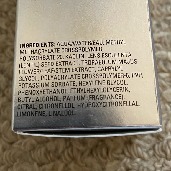 Lise Watier Magnifix Matte 4-in-1 Setting Spray - Picture 9 of 12